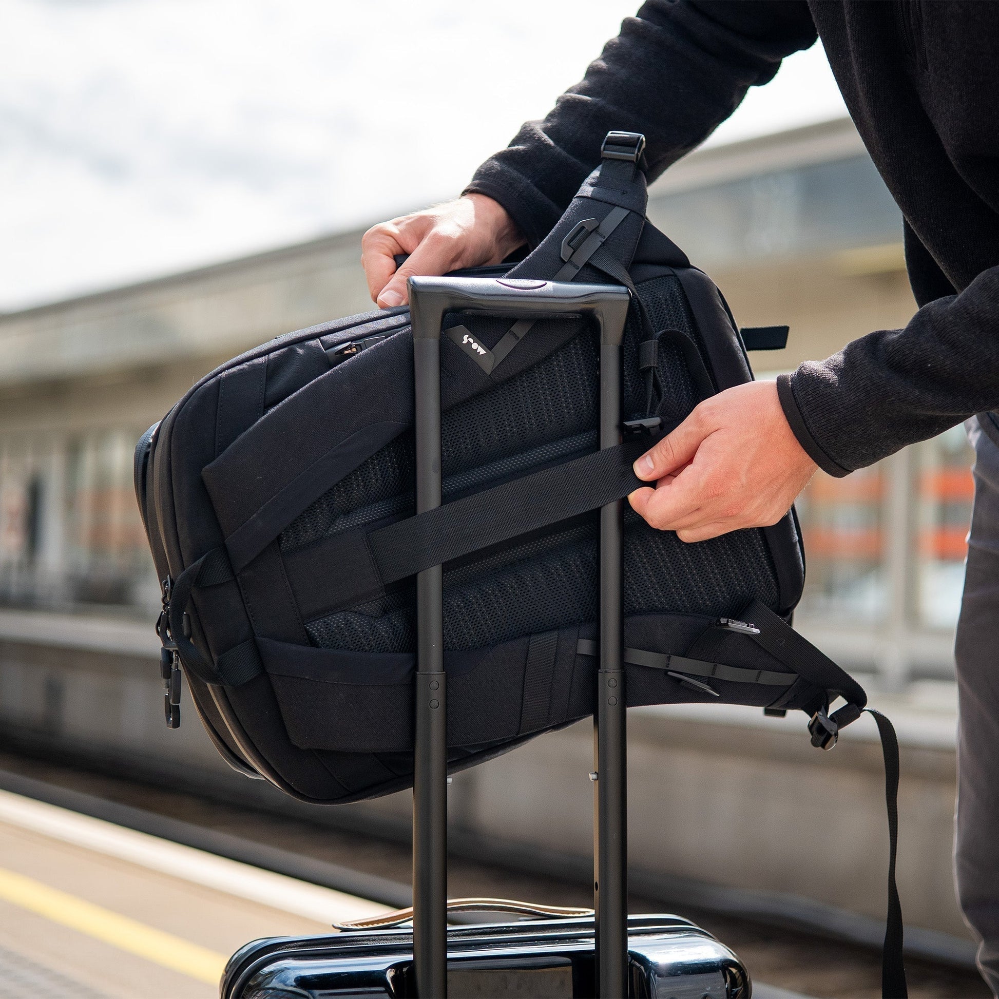 Zip Backpack - Extreme